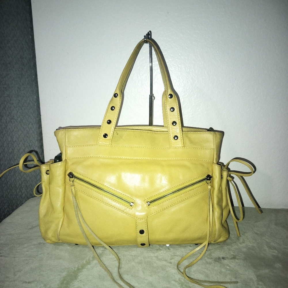 Botkier Yellow Leather Shoulder Bag. - Picture 11 of 15
